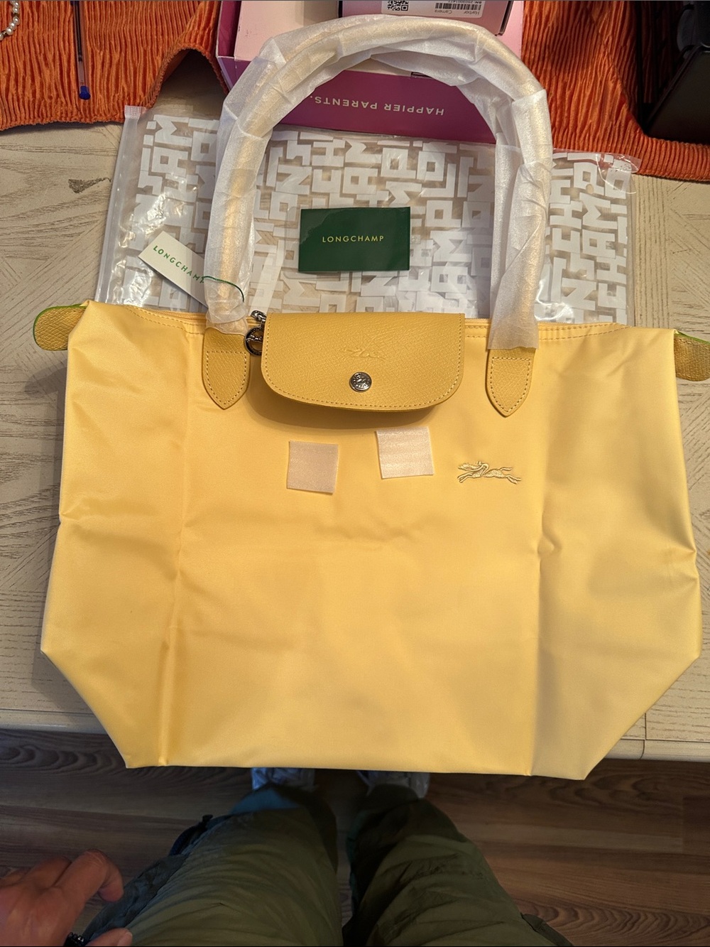 Longchamp Yellow Le Pliage Shoulder Bag - Picture 3 of 5